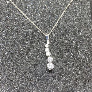 10k white Gold Journey Pendant Necklace